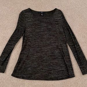 Black GAP Top